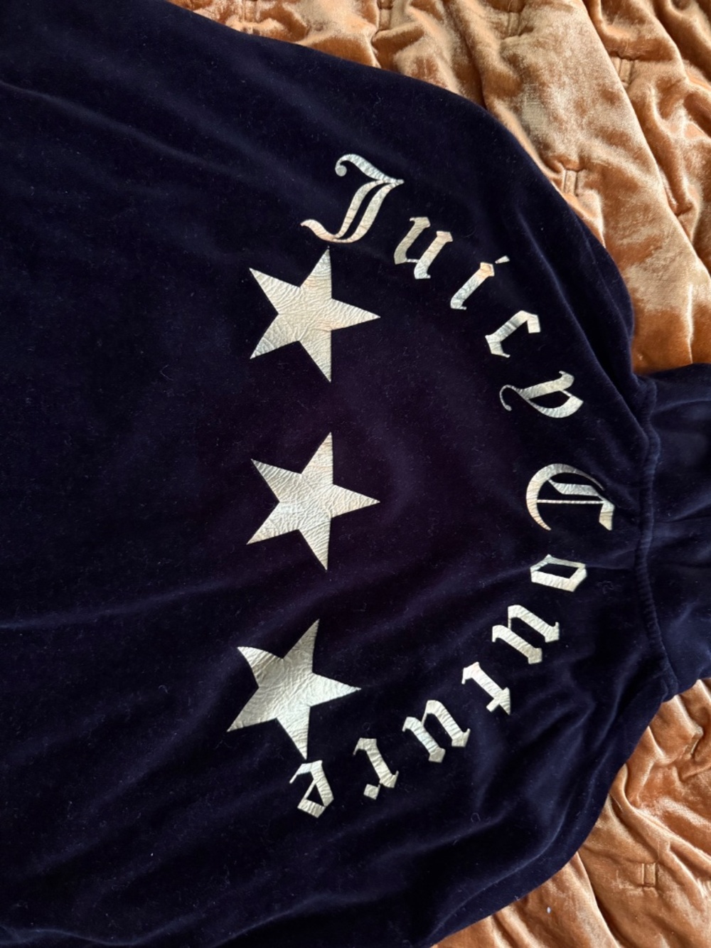 RARE Juicy Couture Velour CAPE with Gold Foil Branding - Picture 2 of 10